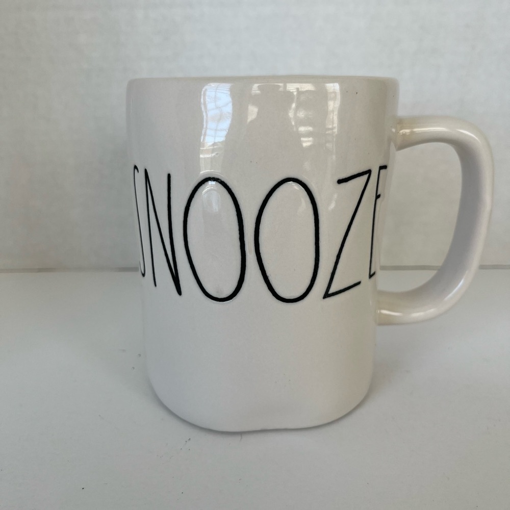 Rae Dunn SNOOZE mug
